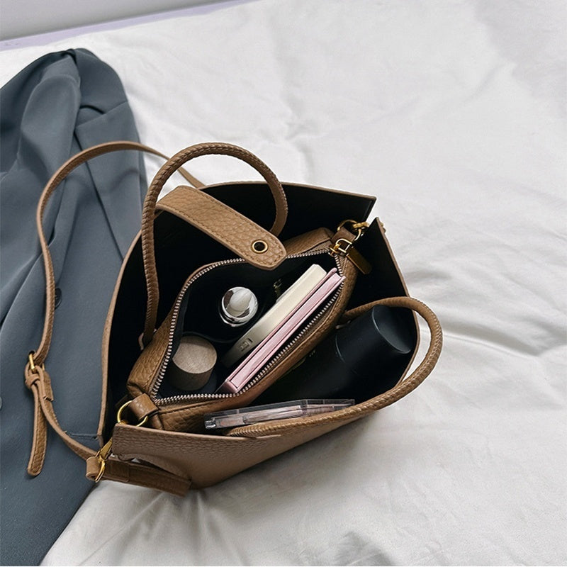 Sac à Main Femme Tendance – Sac Seau Grande Capacité à Motif Litchi avec Fermeture Zippée – Style INS Élégant et Décontracté.